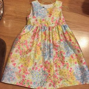 Adorable floral print dress